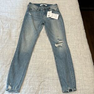 Hidden Distressed Jeans